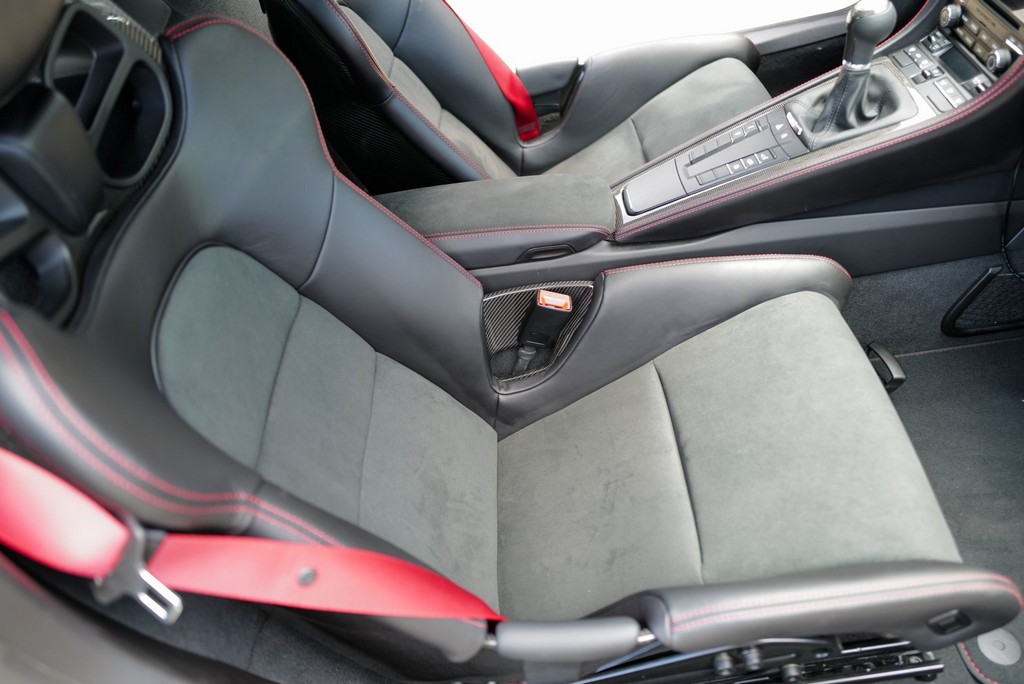 2024 Porsche 718 Cayman GTS 4.0 – 6-Speed Manual, Aventurine Green Metallic, One Owner, 13,000 Miles - Image 73