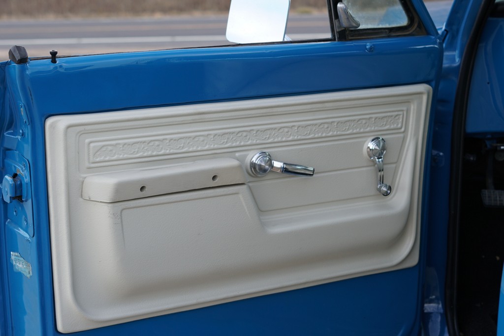 1972 Chevrolet K5 Blazer 4×4 - Image 97