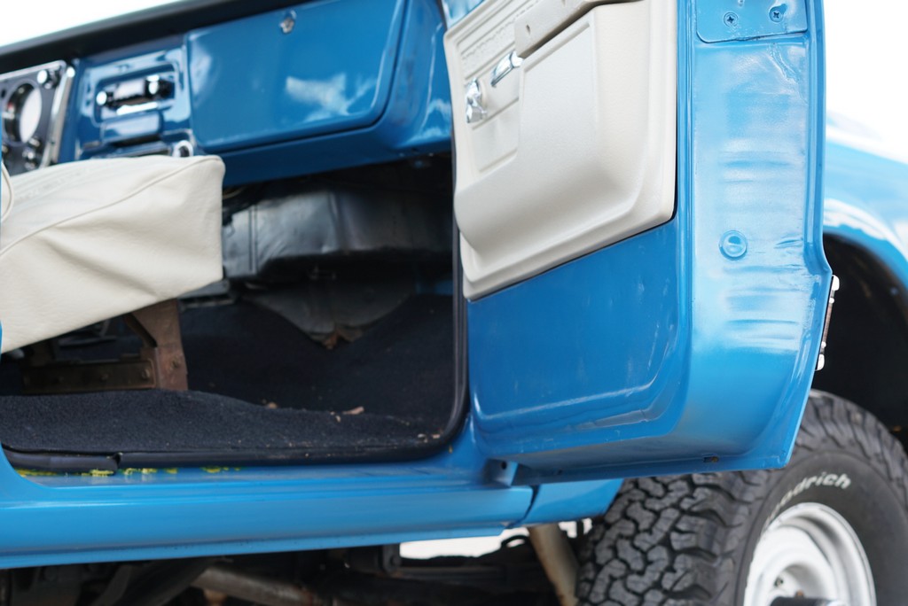 1972 Chevrolet K5 Blazer 4×4 - Image 113
