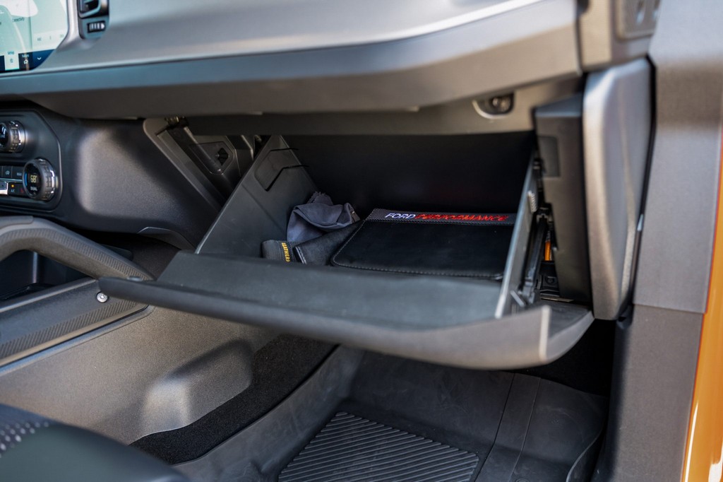 2023 Ford Bronco Raptor - Image 121