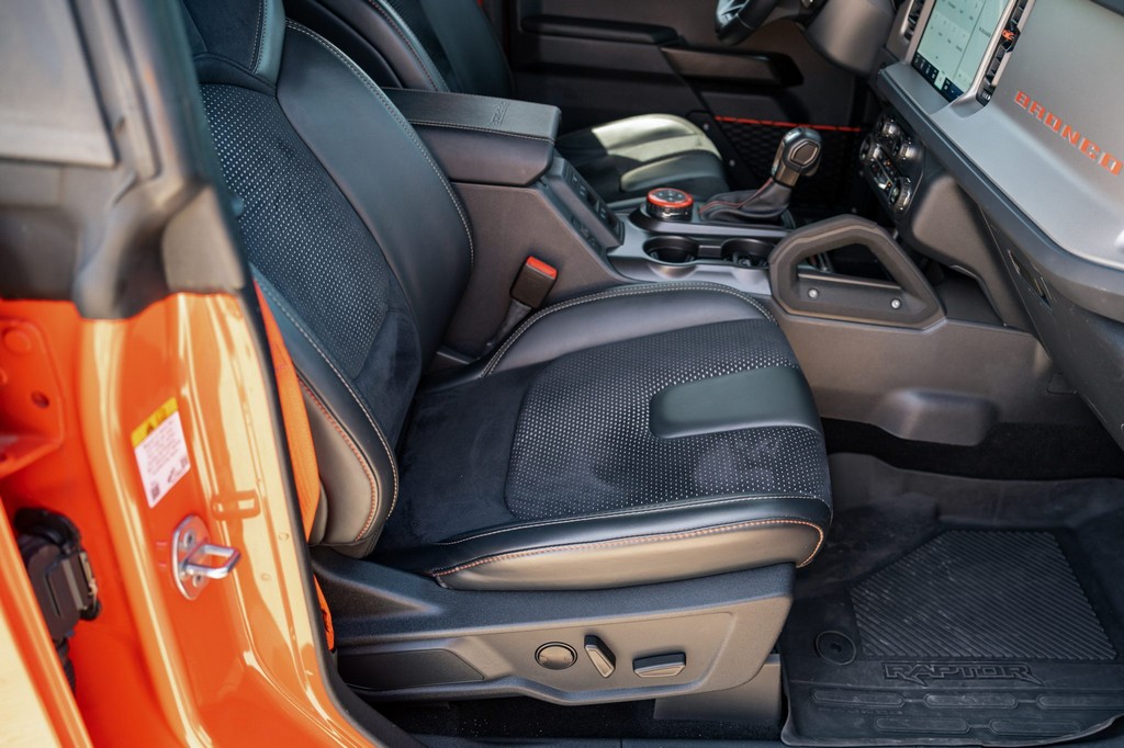 2023 Ford Bronco Raptor - Image 179