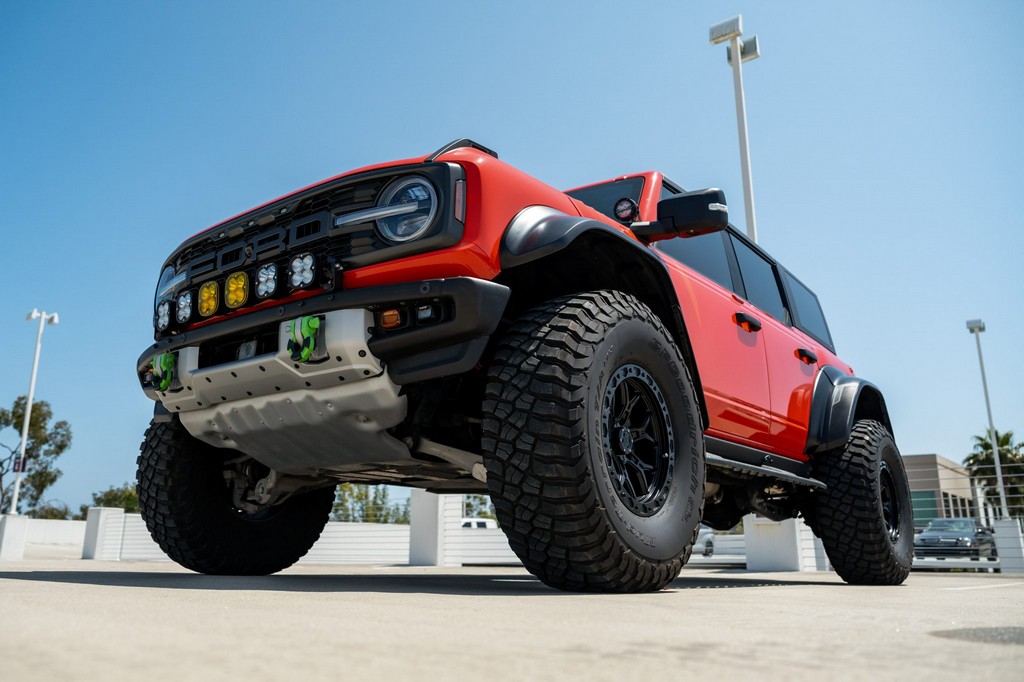2023 Ford Bronco Raptor - Image 3
