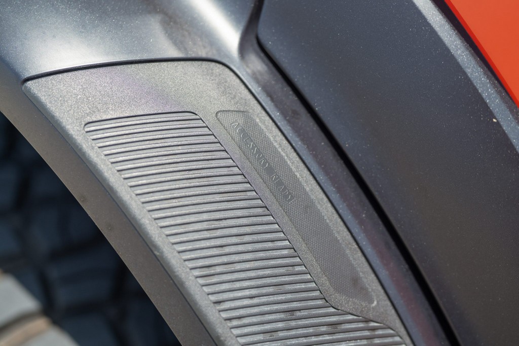 2023 Ford Bronco Raptor - Image 13