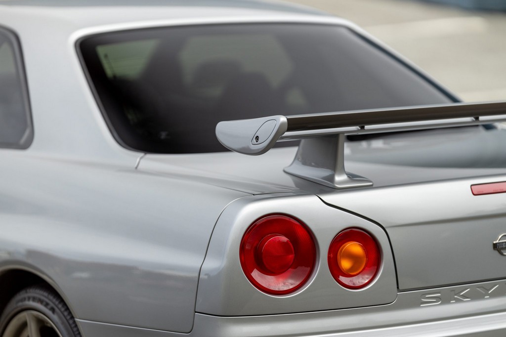 1999 Nissan Skyline GT-R V-Spec - Image 13
