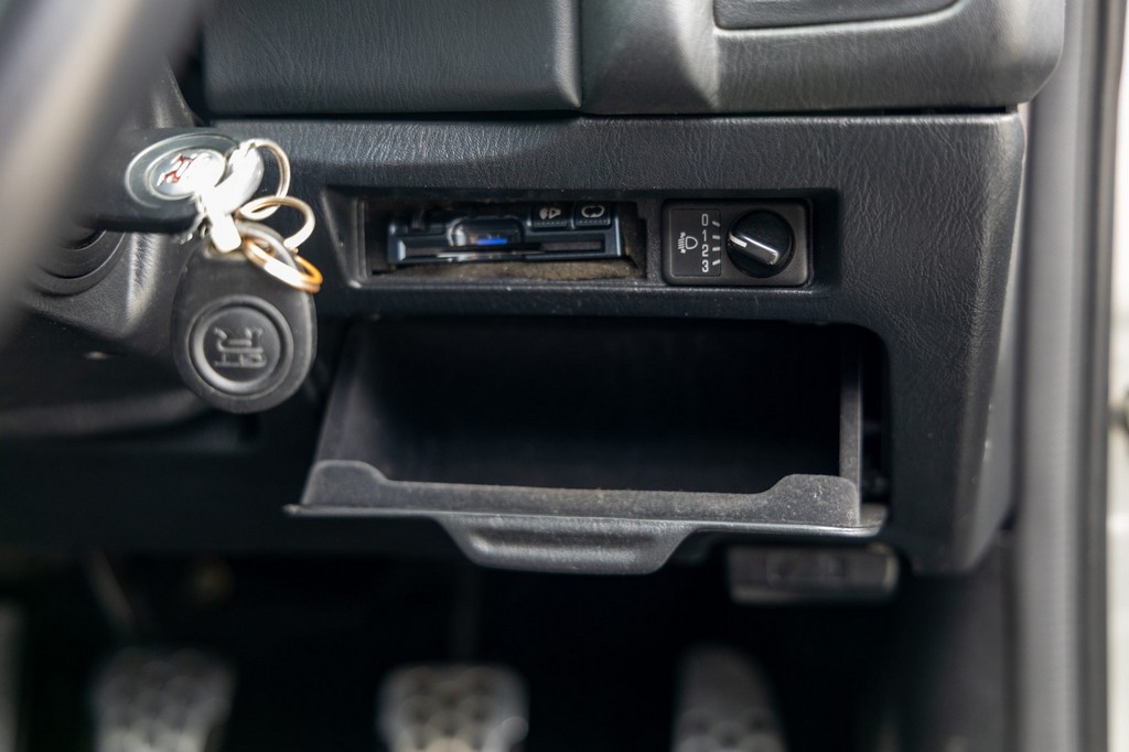 1999 Nissan Skyline GT-R V-Spec - Image 68