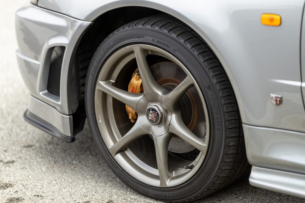 1999 Nissan Skyline GT-R V-Spec - Image 8